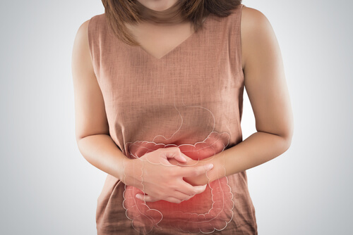 dolore addominale e diarrea sono sintomi del morbo di Crohn