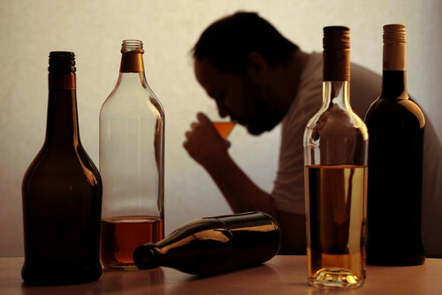 Trastornos mentales orgánicos inducidos por alcohol