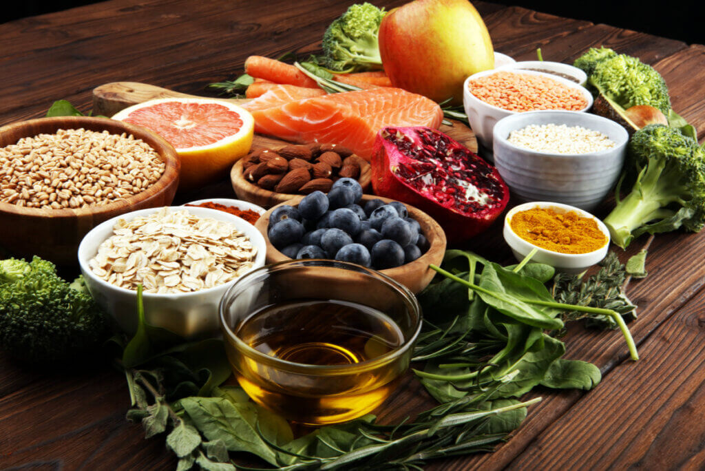 Foods containing antioxidants.