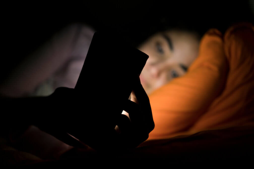 Pantalla para leer a la noche.