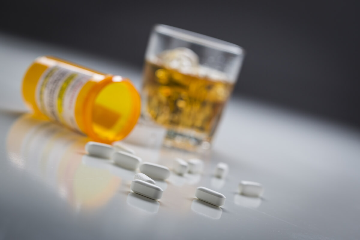 Ansiolíticos y alcohol: ¿qué ocurre si los tomas?
