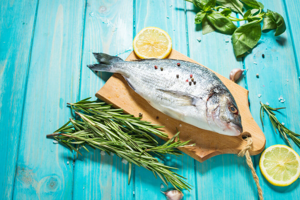 Pescado azul para combatir la inflamación.