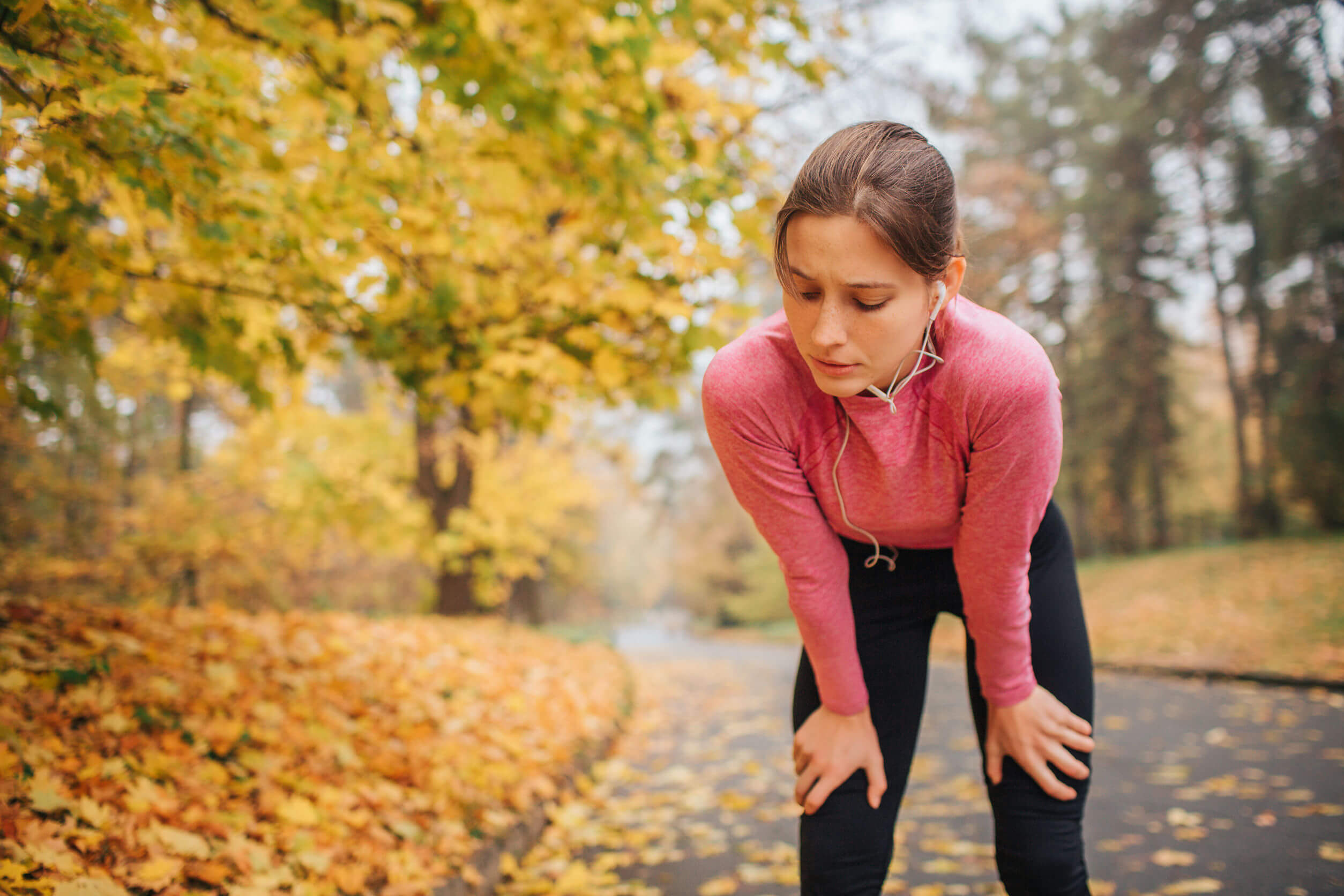 El ejercicio con calor puede hinchar las manos.