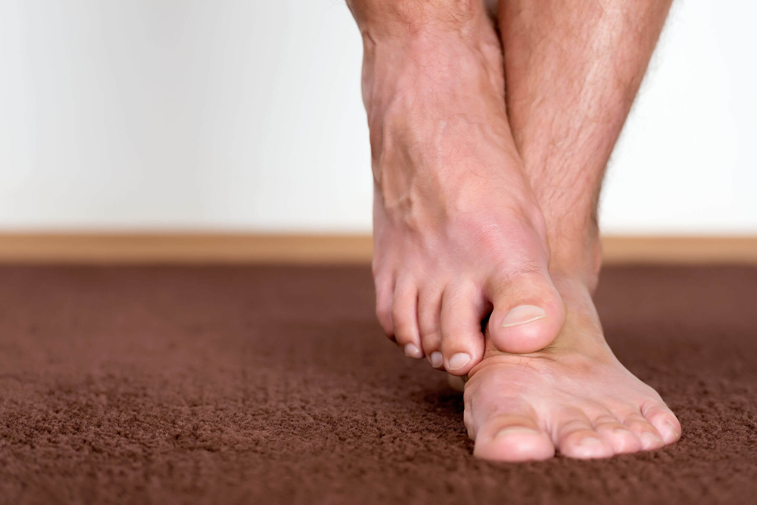 Per prenderti cura dei tuoi piedi in estate devi prevenire i funghi