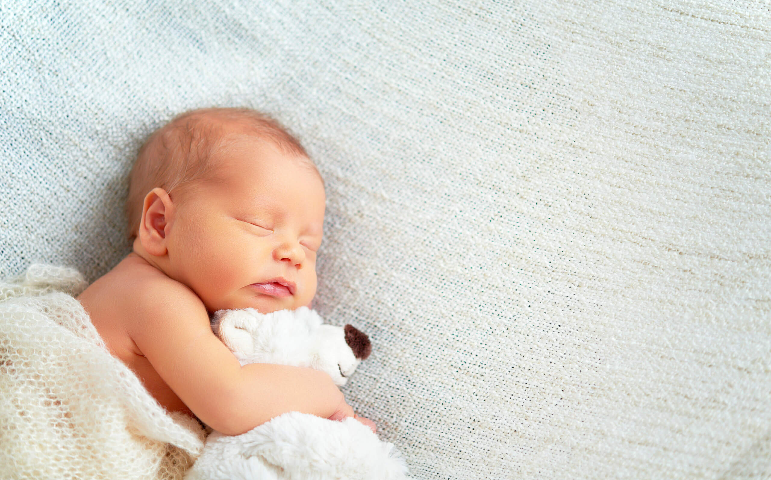La gonorrea puede afectar a los bebés.