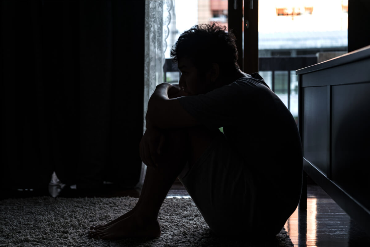 A síndrome de burnout pode levar à depressão.
