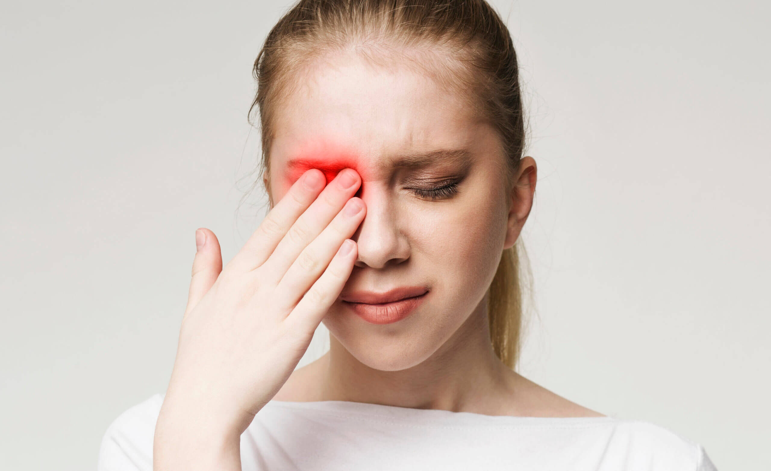 Lo pseudotumor cerebri può causare sintomi oculari