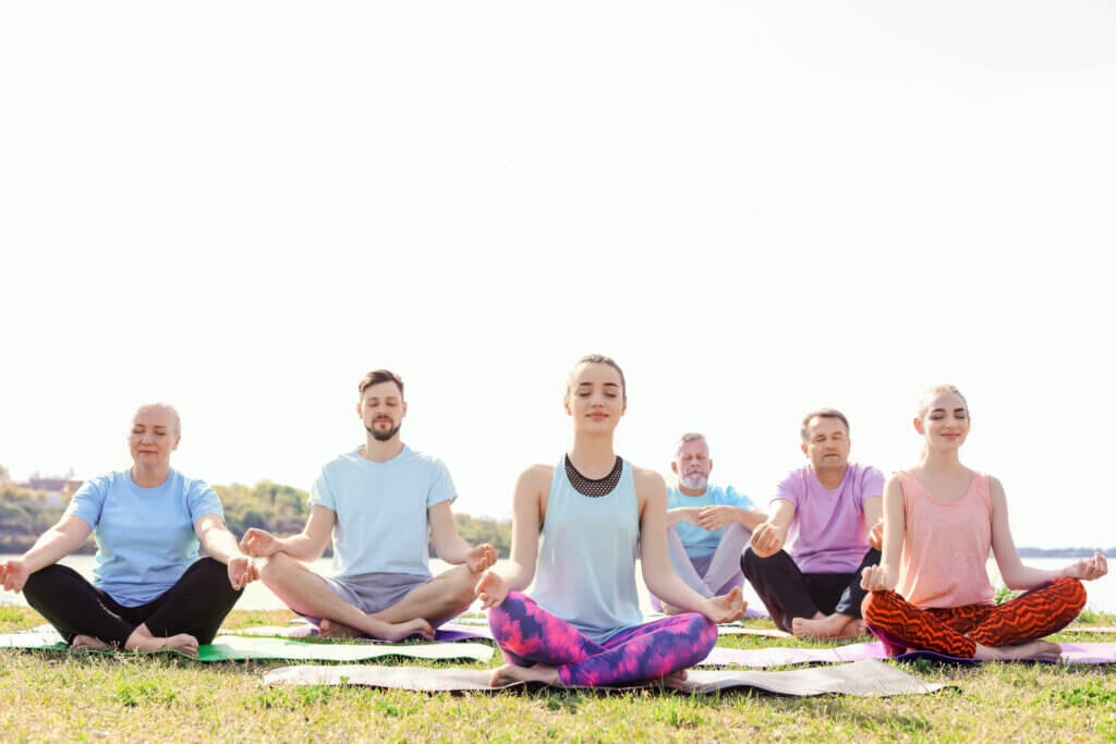 Meditación colectiva: en qué consiste y cuáles son sus beneficios