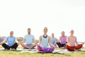 Meditación colectiva: en qué consiste y cuáles son sus beneficios