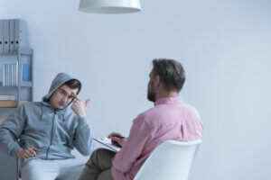 Trastorno negativista desafiante: síntomas, causas y tratamiento