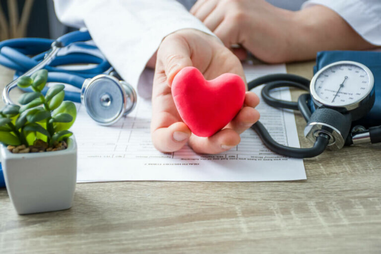 Insufficienza cardiaca: sintomi, cause e trattamento