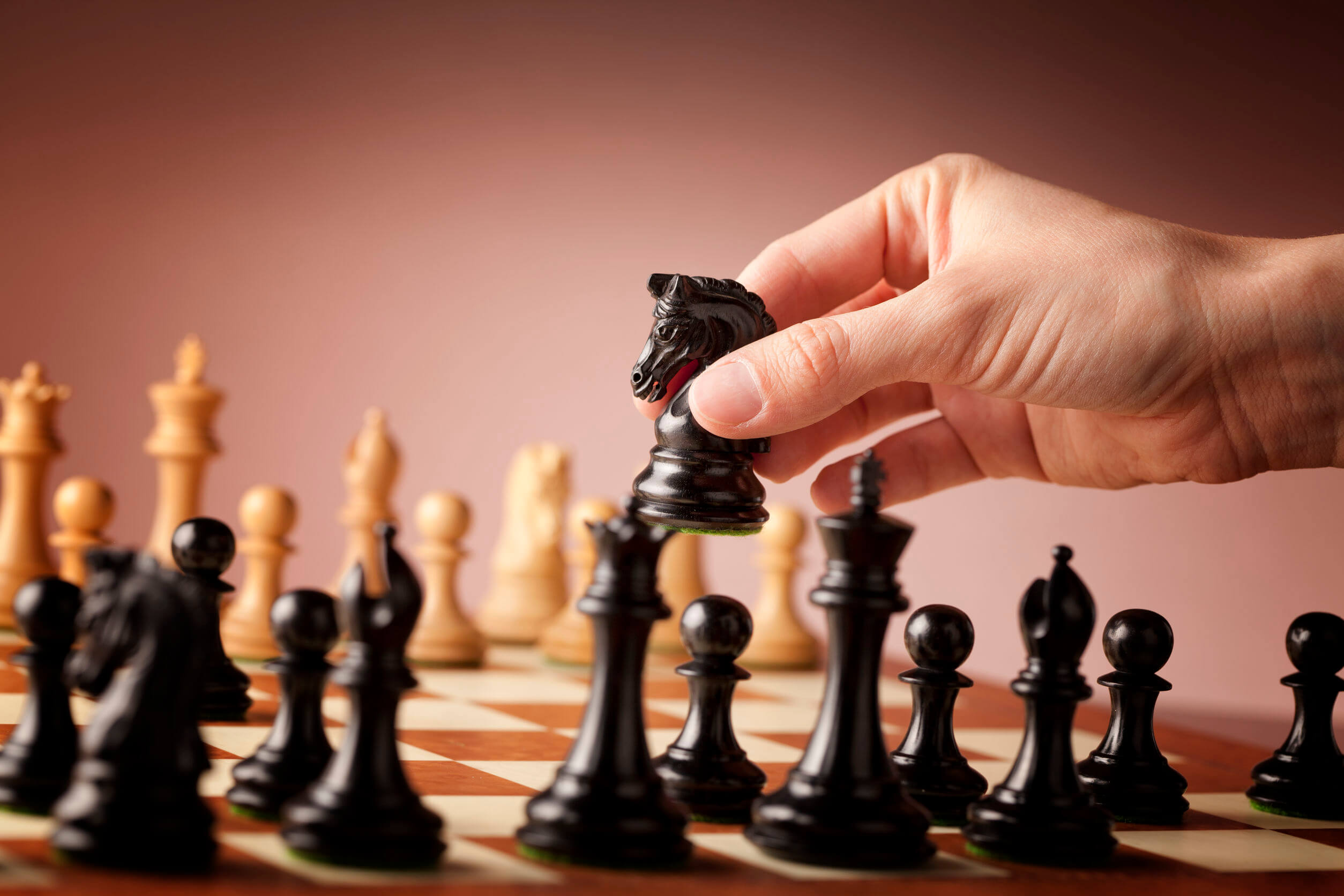 lucha transfusión Escarpado 10 beneficios del ajedrez, según la ciencia - Muy Salud