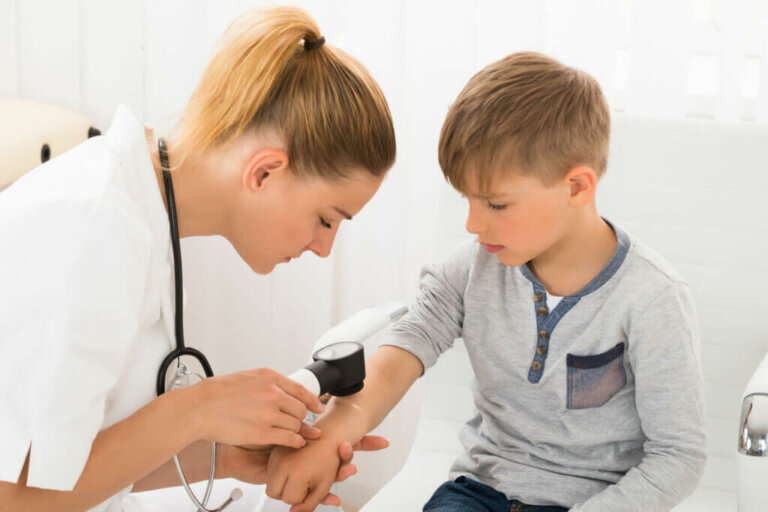 Che cos'è la dermatoscopia?