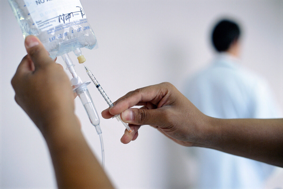 Tratamiento intravenoso para listeriosis
