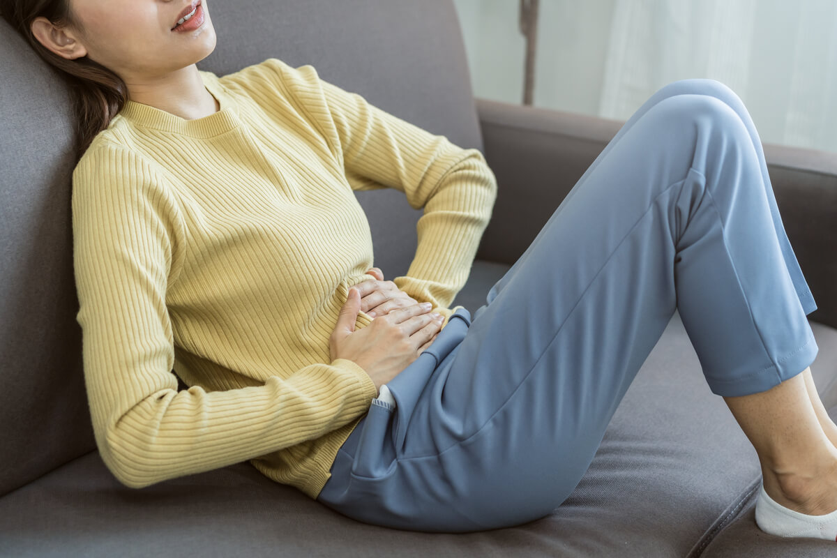 Symptoms of endometriosis include pain