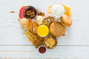 5 alimentos que suben la tensión