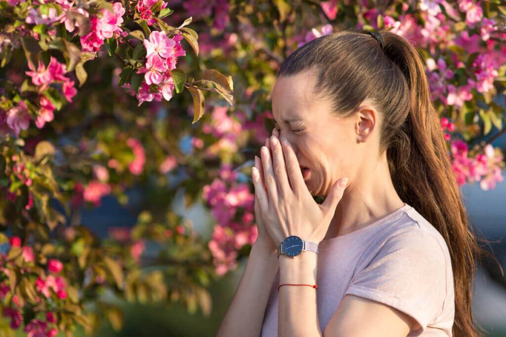 What Are Seasonal Allergies?