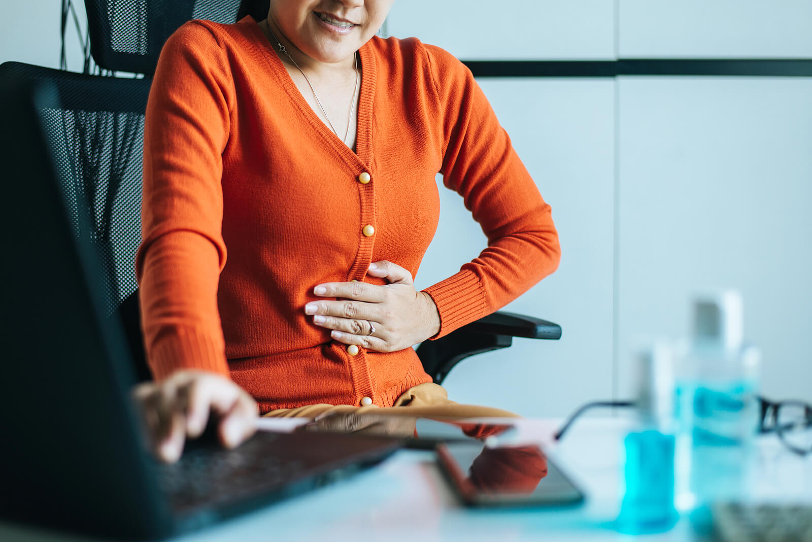 El cáncer de endometrio origina molestias abdominales