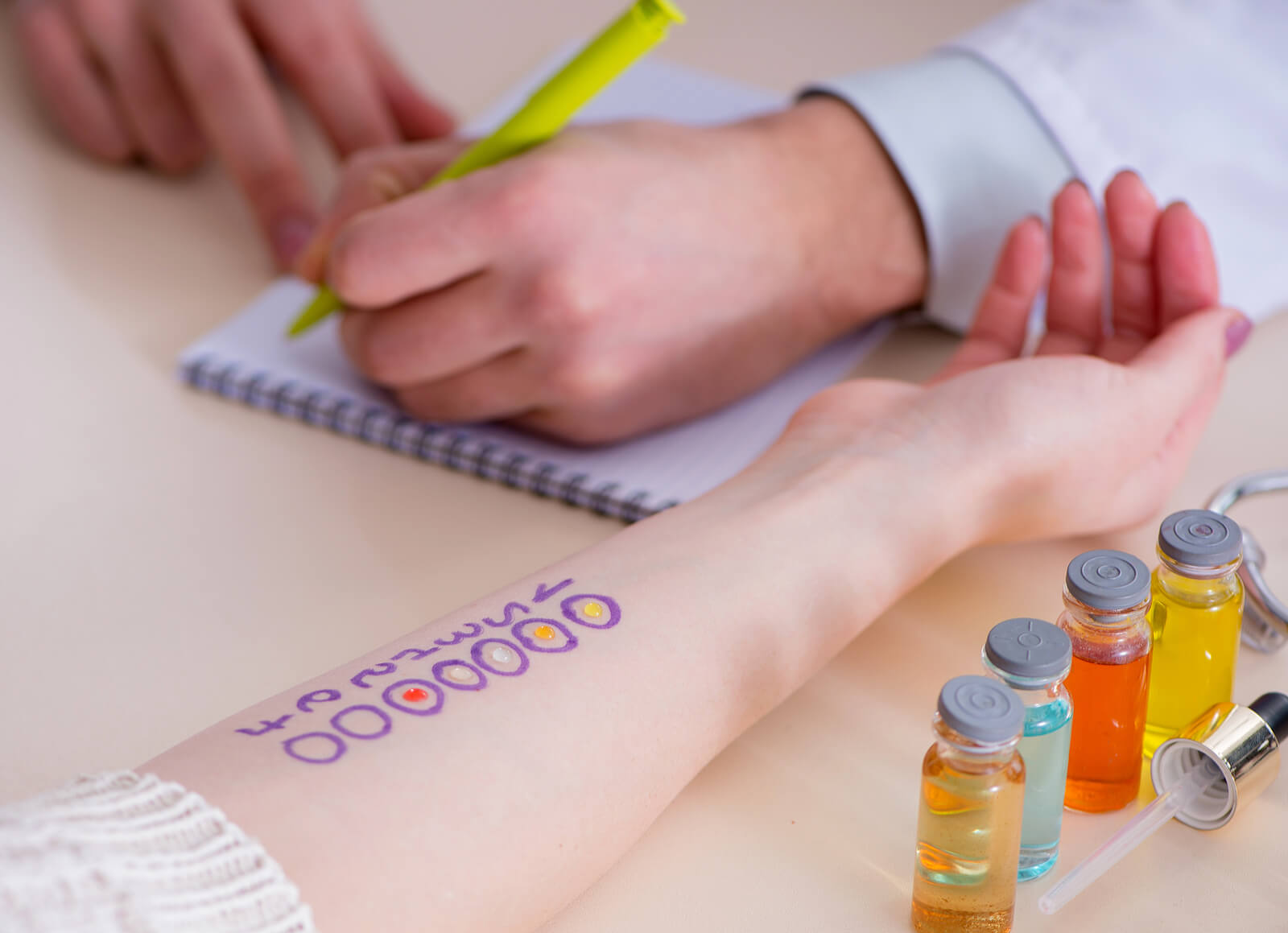 Puede diagnosticarse la alergia al látex con varios métodos