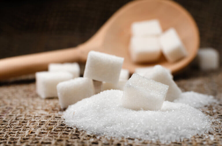 Diferencias entre azúcar natural y azúcar añadido