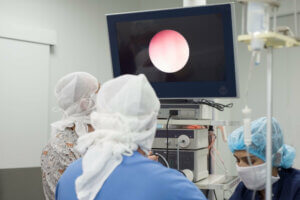 ¿Qué es una cistoscopia?