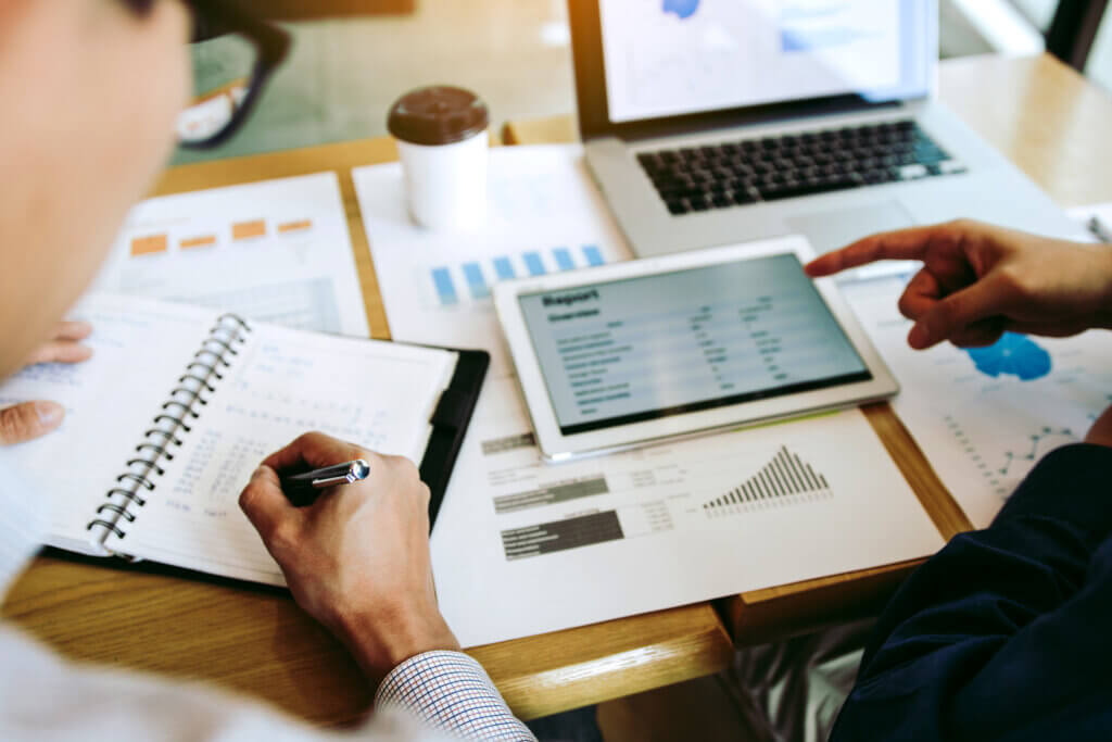 El método de los 6 sombreros para pensar es útil en empresas