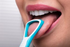 Raspado de lengua: ¿qué es y cuáles son sus beneficios?