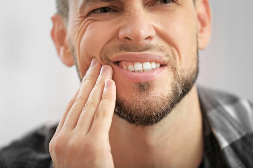 Zahnzyste: Warum sie auftritt und wie man sie behandelt