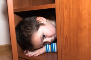 El síndrome del niño invisible