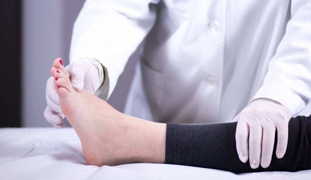 Morton's neuroma is evaluated by traumatologists.