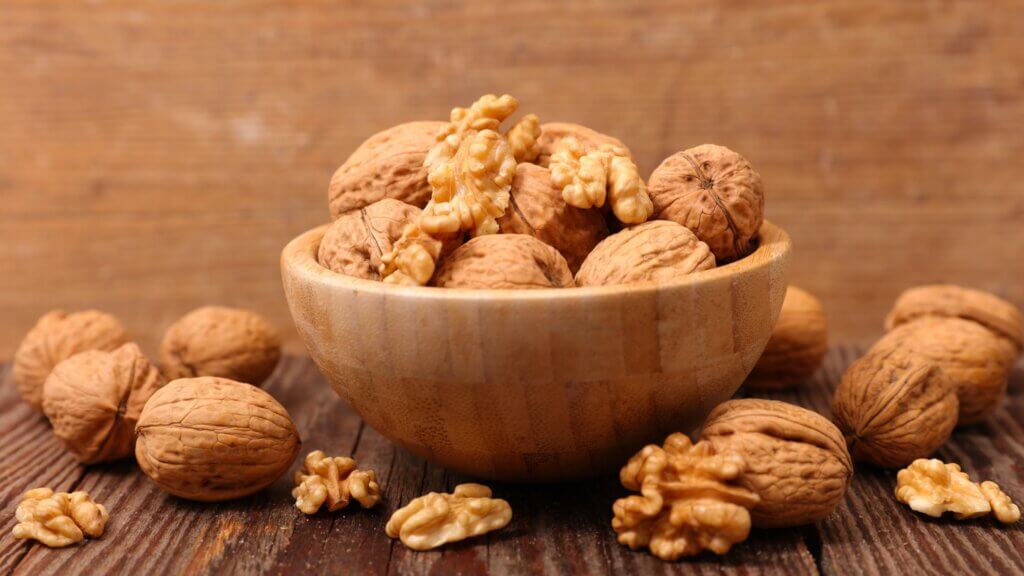 Voedingsmiddelen met een lage glykemische index bevatten walnoten