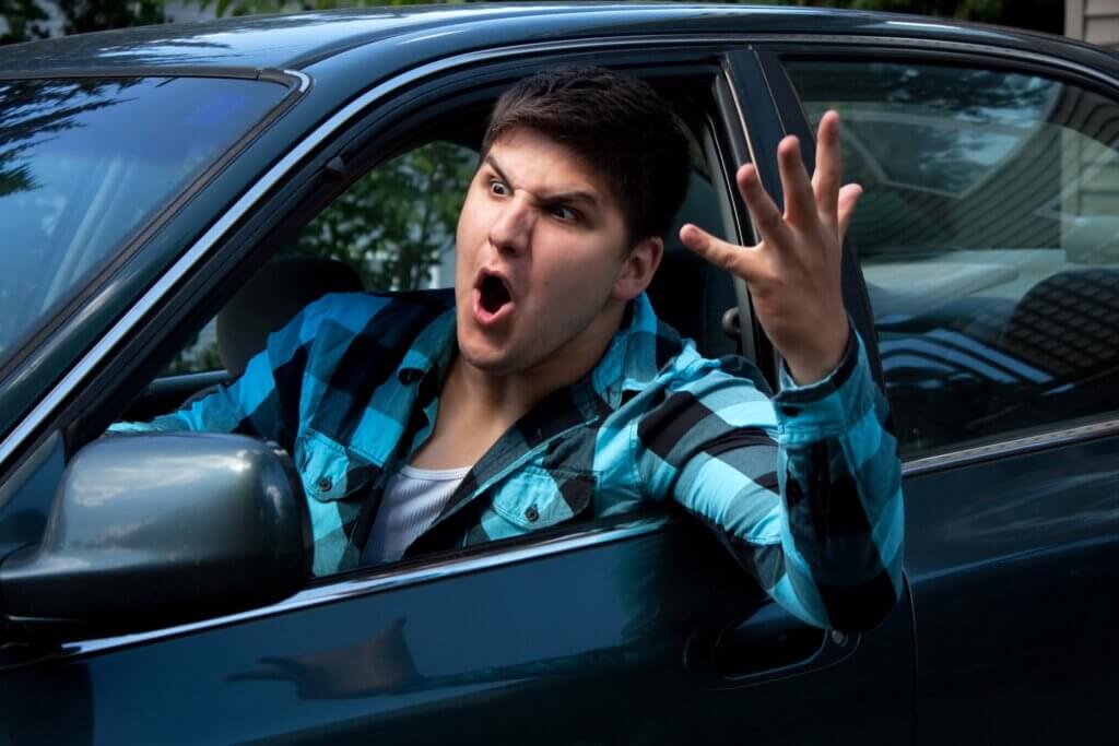 La agresividad al conducir es más común en los hombres
