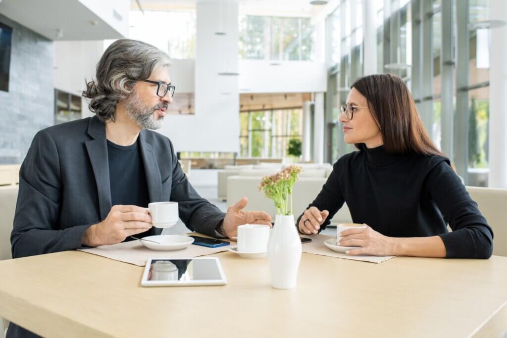 7 Wege, um bei der Arbeit glücklicher zu sein