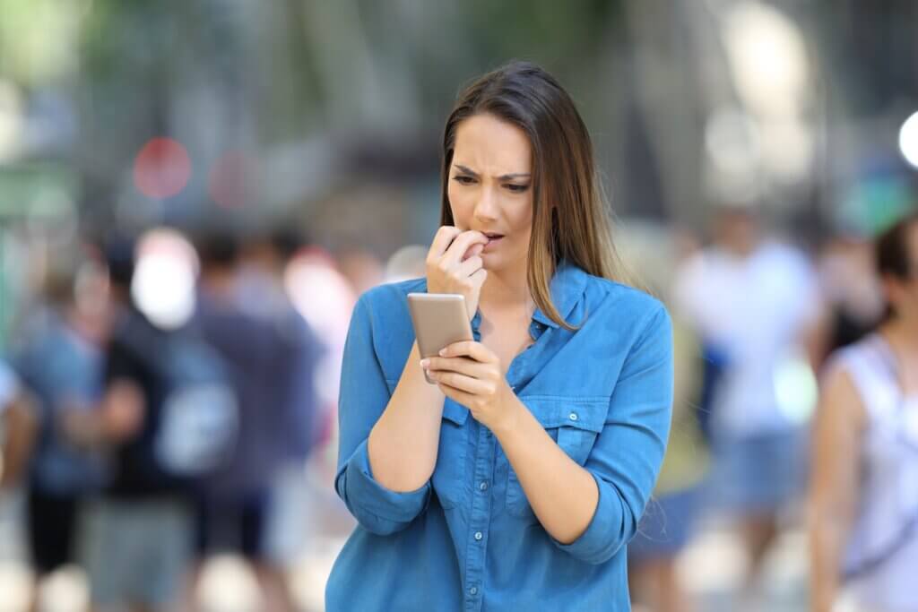 Nomophobie, die irrationale Angst, ohne Handy zu sein