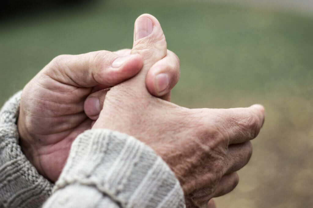 La rizartrosis provoca dolor del pulgar
