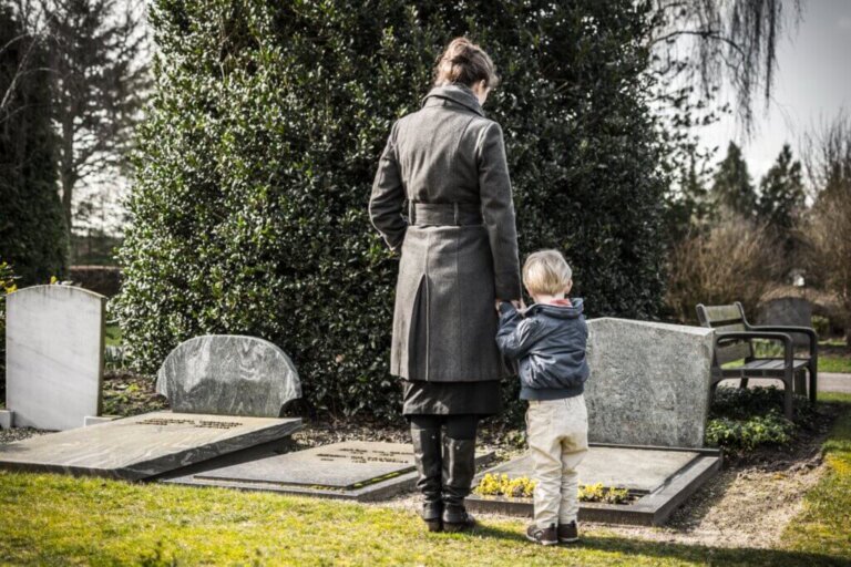 Comment aider les enfants à faire face au deuil?