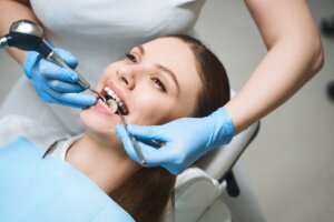 La relación entre las caries y los medicamentos