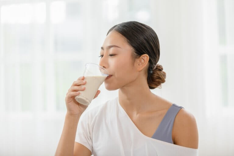 Diferencias entre la leche vegetal y la leche de vaca