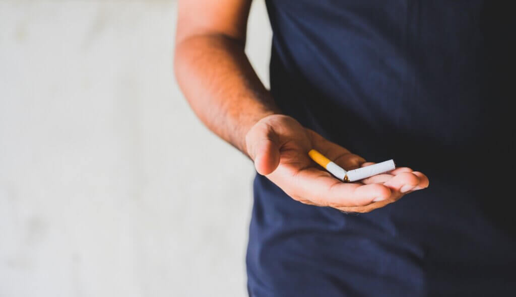 El síndrome de boca ardiente se asocia al cigarrillo