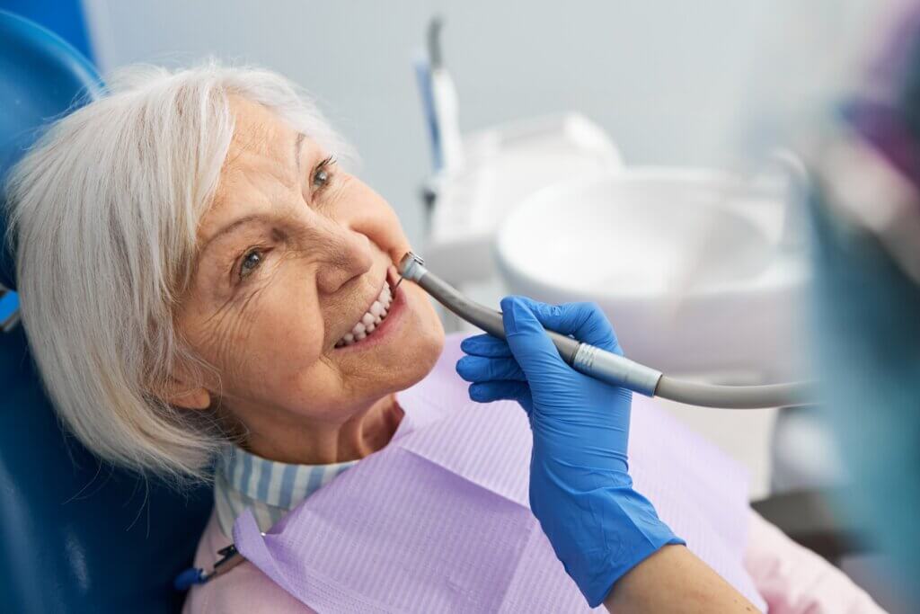 La salud mental y salud bucodental en personas con alzhéimer
