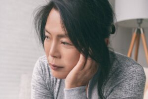 Trouble de stress aigu : symptômes, causes, évaluation et traitement