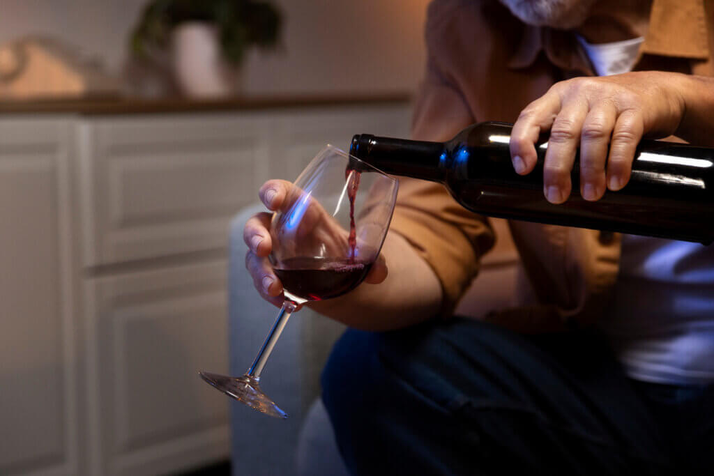Waarom verhoogt alcohol het risico op kanker?