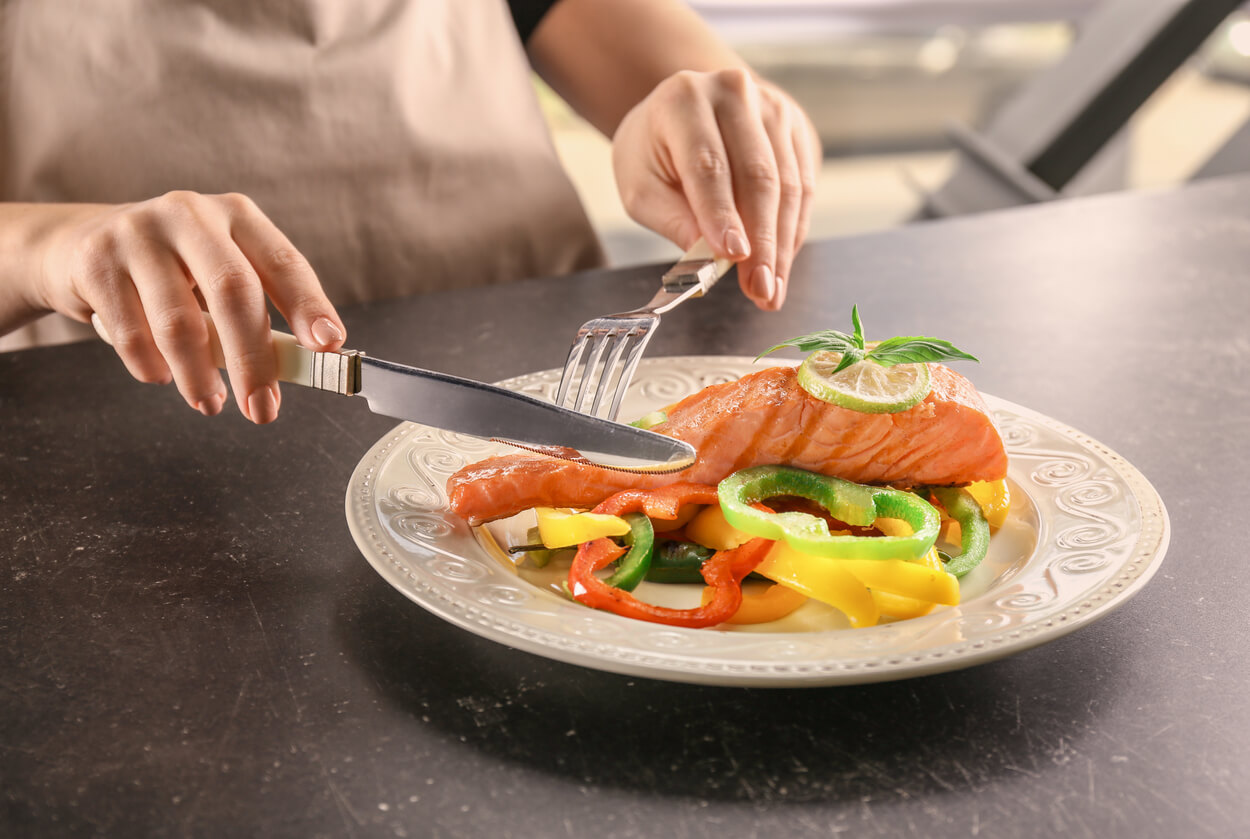 Cuántas veces a la semana debes comer pescado, según la ciencia