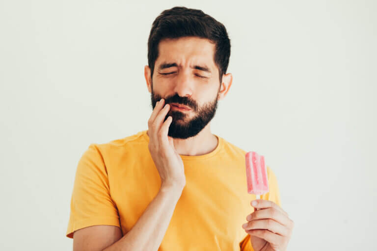 ¿Cómo puedo prevenir la sensibilidad dental?