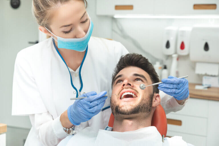 Endodoncia multirradicular: síntomas, tratamiento y recuperación