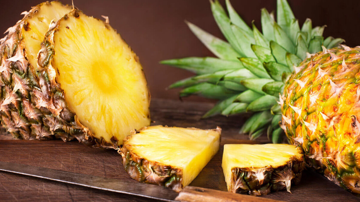 Piña para reducir los gases.